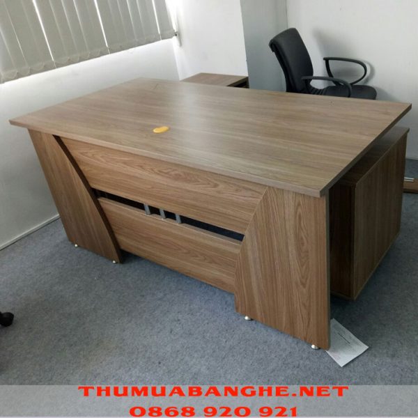 Thanh Lý Bàn Giám Đốc 1m8 Kèm Cabin 3 Ngăn -1