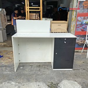 Thanh Lý Quầy Cũ Cao 110CM Màu Trắng Hiện Đại 2 Thanh Lý Quầy Cũ Cao 110CM Màu Trắng Hiện Đại 5