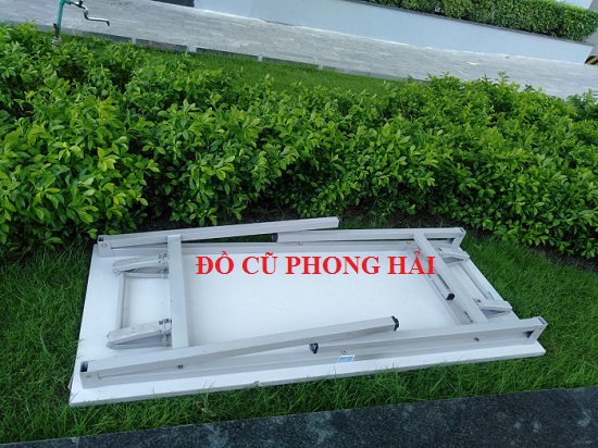 Bàn làm việc chân sắt xếp gọn 50*1m2 màu trắng cũ giá rẻ   ban-lv-chan-sat Bàn làm việc chân sắt xếp gọn 50*1m2 màu trắng cũ giá rẻ