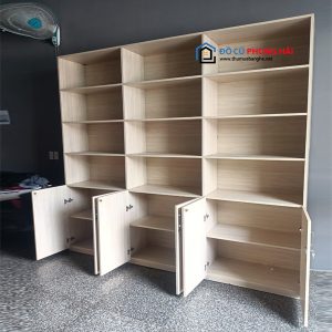 Thanh Lý Tủ Trưng Bày Gỗ Cũ 2M4x2M4 Giá Rẻ 2 Thanh Lý Tủ Trưng Bày Gỗ Cũ 2M4x2M4 Giá Rẻ 5
