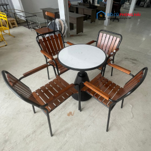 Thanh Lý Bộ Bàn Ghế Cafe Gỗ Khung Sắt Hàng Tồn Kho 2 Thanh Lý Bộ Bàn Ghế Cafe Gỗ Khung Sắt Hàng Tồn Kho 5