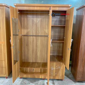 Thanh Lý Tủ Quần Áo Gỗ 3 Cánh 1M6x2M Tồn Kho Giá Rẻ 2 Thanh Lý Tủ Quần Áo Gỗ 3 Cánh 1M6x2M Tồn Kho Giá Rẻ 5