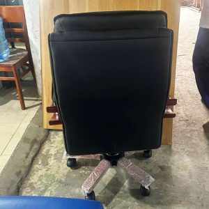Thanh Lý Ghế Giám Đốc Bọc Da Sang Trọng
