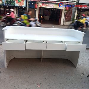 Thanh Lý Quầy Gỗ Công Nghiệp Trắng Sang Trọng Cũ Giá Tốt 5