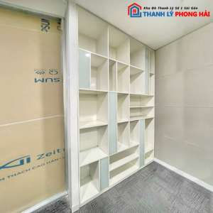 Kệ Trưng Bày Gỗ Công Nghiệp 1M8 Nhiều Ngăn Trắng Cũ 1 Kệ Trưng Bày Gỗ Công Nghiệp 1M8 Nhiều Ngăn Trắng Cũ 4