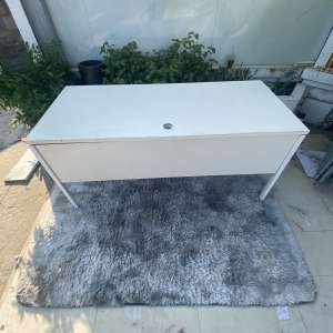 Bàn làm việc 1m6x70cm cũ 6