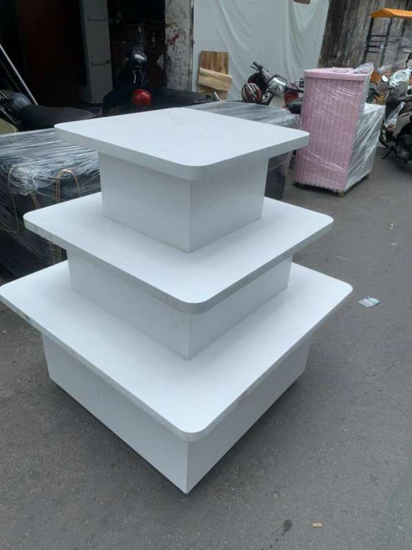 kệ trưng bày-cao 1m1* 1m*800*600 5