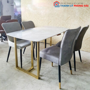 Bộ Bàn Ăn 4 Ghế Bọc Da Pu Mới 99% 1 Bộ Bàn Ăn 4 Ghế Bọc Da Pu Mới 99% 3