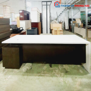Bàn Giám Đốc 2m4 Cũ Giá Rẻ 1 Bàn Giám Đốc 2m4 Cũ Giá Rẻ 4