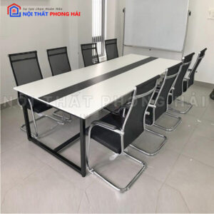 Bàn họp thanh lý