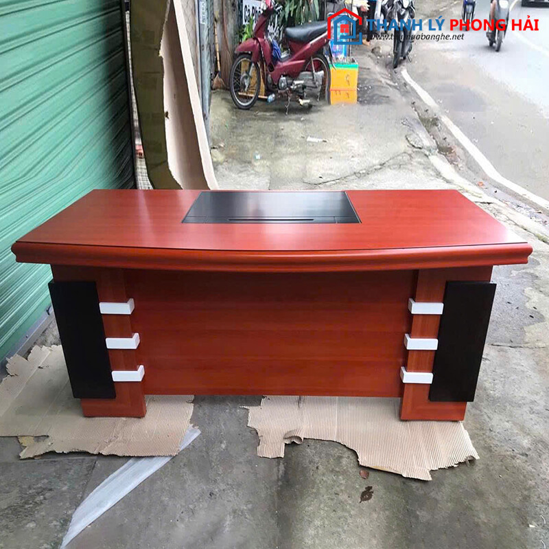 ban-giam-doc-thanh-ly-tphcm-14 Thanh Lý Bàn Giám Đốc 1m8 Cao Cấp Mới 99%  