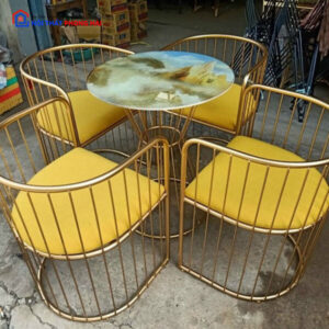 ghe-sofa-don-vong-cung-ma-vang-1