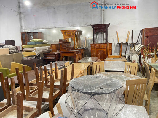 mua-ban-ghe-cu-7-533x400 Bí Quyết Săn Bàn Ghế Thanh Lý Tại HCM Với Giá Rẻ Chất Lượng Cao  