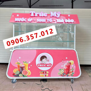 Xe đẩy bán trà đào nước ép