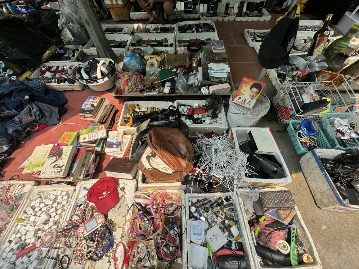 do-cu-phuc-xua TOP 11 Địa Chỉ Mua Bàn Ghế Cũ, Đồ Cũ Tại Quảng Ngãi  