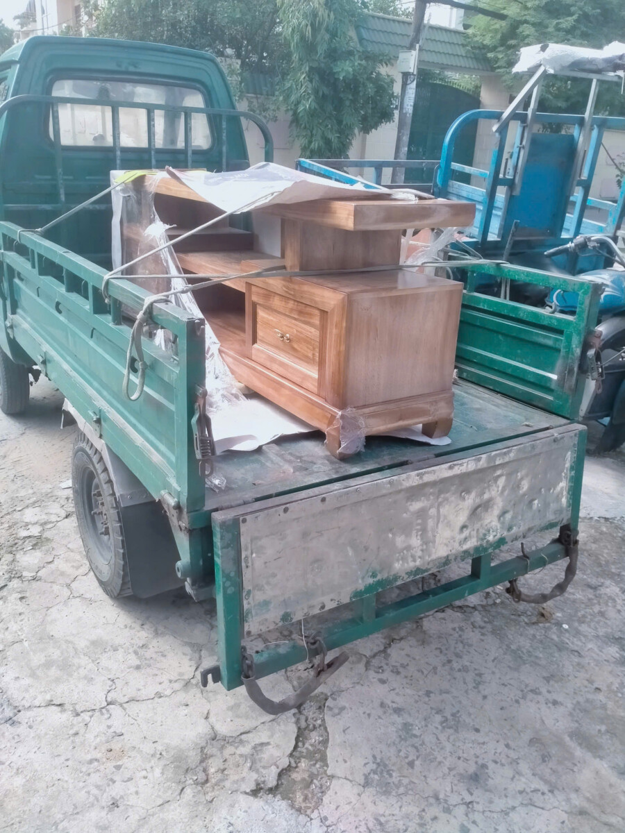 thu-mua-ban-ghe-2 TOP 10 Địa Chỉ Mua Bán Bàn Ghế Cũ Tại TPHCM, Đồng Nai, Bình Dương, Long An  