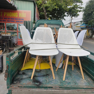thu-mua-ban-ghe-4-400x400 TOP 10 Địa Chỉ Mua Bán Bàn Ghế Cũ Tại TPHCM, Đồng Nai, Bình Dương, Long An  