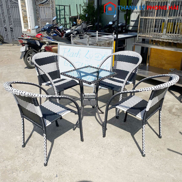 Bộ Bàn Ghế Cafe Nhựa Giả Mây Đẹp Như Mới 99% 4