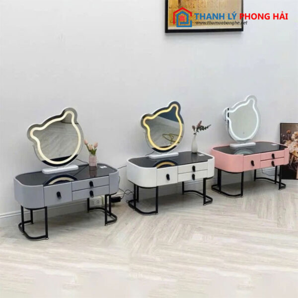 Thanh Lý Bàn Trang Điểm Bệt Nhiều Màu Mới 99%