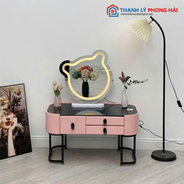 Thanh Lý Bàn Trang Điểm Bệt Nhiều Màu Mới 99%