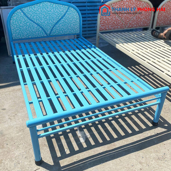 Thanh Lý Giường Sắt 1m2 Nhiều Màu Đẹp Mới 99%