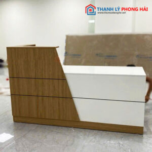 Thanh Lý Quầy Lễ Tân Chữ L Trẻ Trung Mới 99%