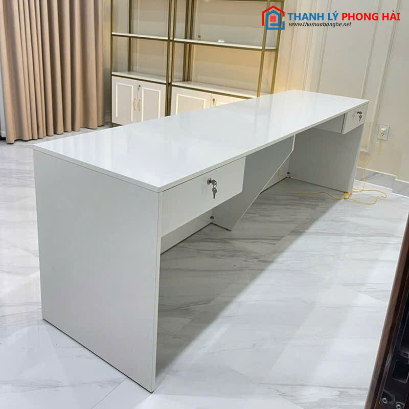 thanh-ly-quay-le-tan-mat-van-da-co-led-moi-99-2 Thanh Lý Quầy Lễ Tân Mặt Vân Đá Có Led Mới 99%  