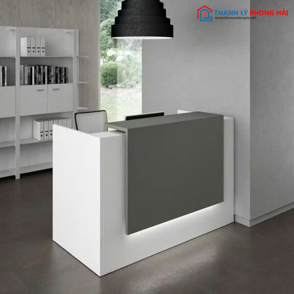 Thanh Lý Quầy Lễ Tân MDF Hiện Đại Bền Đẹp Mới 99%