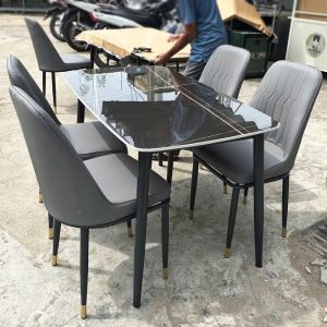 Bộ Bàn Ăn Mặt Đá 1m2 Kèm 4 Ghế Mới 99%