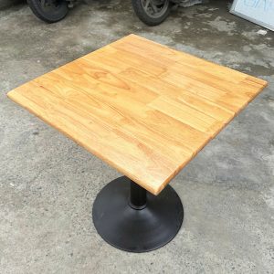 Bàn Cafe 60cm Mặt Gỗ Vuông Chân Sắt Mới 99%