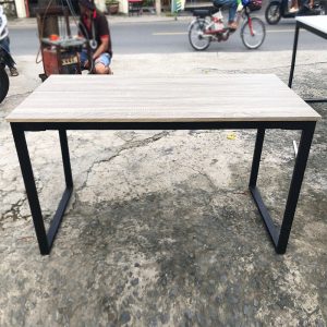 Bàn Làm Việc Chân Chữ U 1m2 Mới 99% (Nhiều Màu)