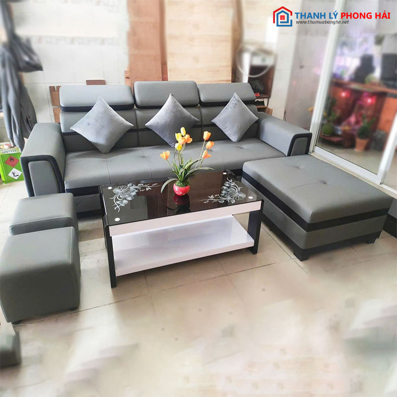 Sofa Da Màu Xám 2m5 Kèm Đôn Mới 99%   sofa-da-mau-xam-2m5-kem-don-moi-99 Sofa Da Màu Xám 2m5 Kèm Đôn Mới 99%