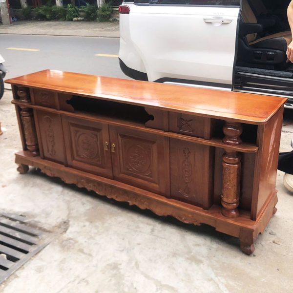 Thanh Lý Tủ Tivi Gỗ Tự Nhiên 1m8 Kiểu Cổ Điển Mới 99%