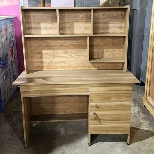 Bàn Học Gỗ MDF Phủ Melamine 1m15 Kèm Kệ Mới 99%