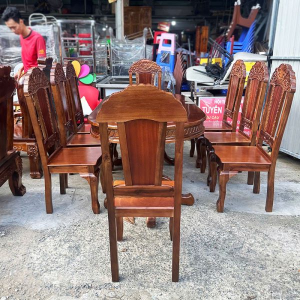 Bộ Bàn Ăn Oval Kèm 8 Ghế Gỗ Tự Nhiên Mới 99%