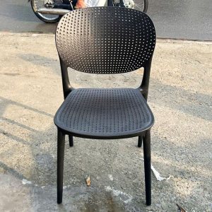 Ghế Cafe Nhựa Đúc Hankyo Màu Đen Mới 99%