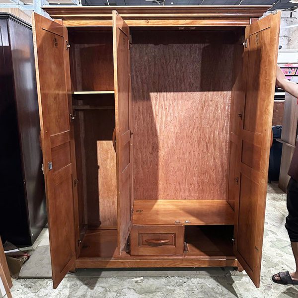 Thanh Lý Tủ Gỗ Xoan Đào 1m6 3 Cánh Mới 99%