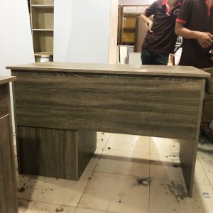 Bàn Làm Việc 1m2 Màu Gỗ Tự Nhiên Mới 99% 2 Bàn Làm Việc 1m2 Màu Gỗ Tự Nhiên Mới 99%