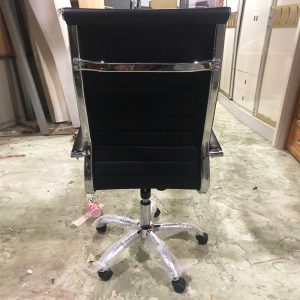 Ghế Xoay Văn Phòng Bọc Da Lưng Cao Mới 99% 1 Ghế Xoay Văn Phòng Bọc Da Lưng Cao Mới 99%