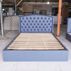 Giường Bọc Da Đính Nút Sang Trọng Mới 99% (Nhiều Màu)