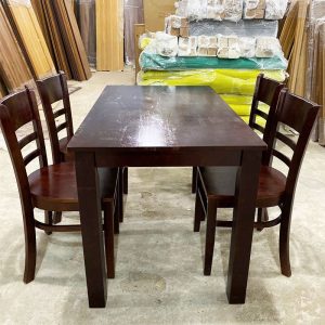 Bộ Bàn Ghế Cabin Kèm 4 Ghế Gỗ Mới 99%