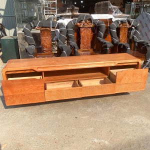 ke-tivi-go-tu-nhien-1m62-kieu-hien-dai-3-300x300 Đồ Cũ Phong Hải Chuyên Mua Bán Đồ Nội Thất Cũ Giá Rẻ Tại TPHCM  