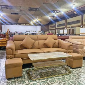 Sofa băng bọc da kèm 2 đôn mới 99%