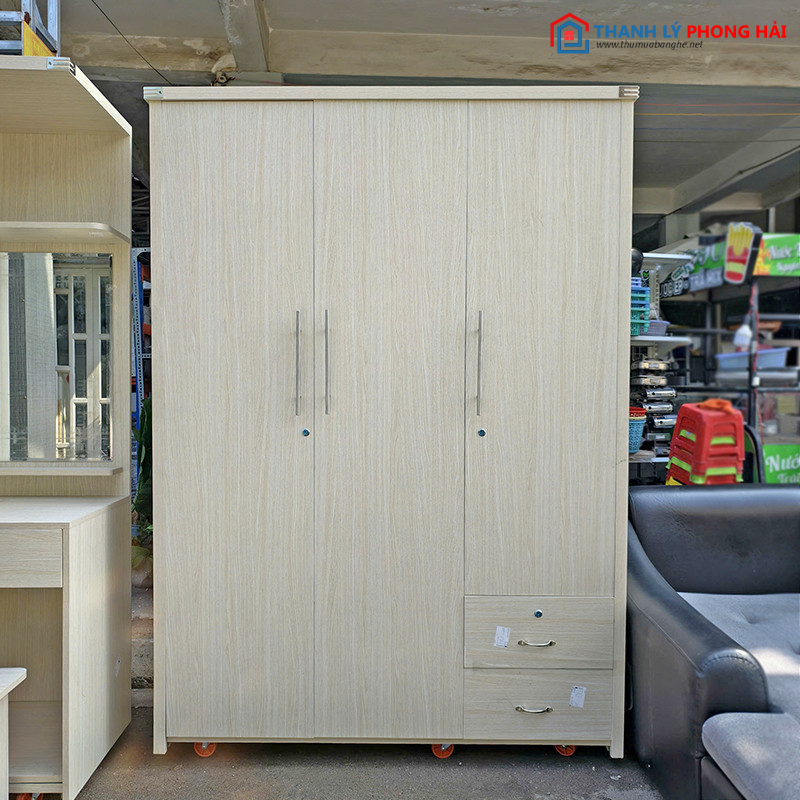 Tủ Quần Áo Gỗ 1M4x2M MDF Lõi Xanh Mới 99% tu-go-3-canh-1 Tủ Quần Áo Gỗ 1M4x2M MDF Lõi Xanh Mới 99%