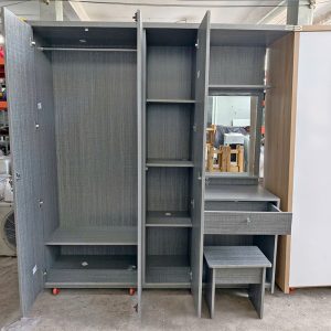 Tủ Quần Áo Kèm Bàn Trang Điểm 1M8X2M Mới 99% (Nhiều Mẫu) 6 Tủ Quần Áo Kèm Bàn Trang Điểm 1M8X2M Mới 99% (Nhiều Mẫu) 13