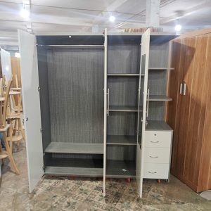 Thanh Lý Tủ Quần Áo Kèm Kệ 1m6x2m Mới 99% (2 Màu) 2 Thanh Lý Tủ Quần Áo Kèm Kệ 1m6x2m Mới 99% (2 Màu) 4