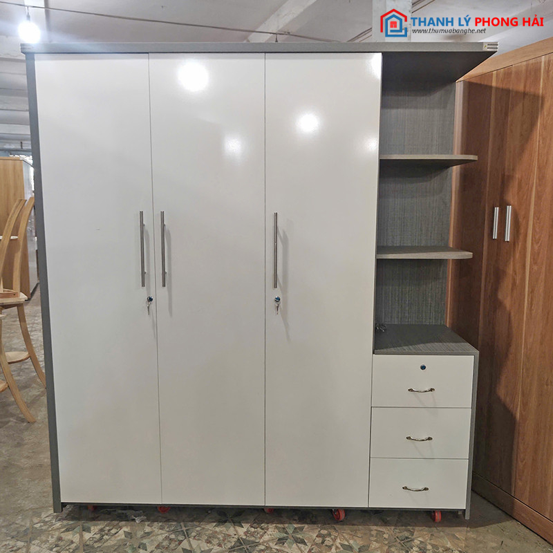 Thanh Lý Tủ Quần Áo Kèm Kệ 1m6x2m Mới 99% (2 Màu) tu-quan-ao-kem-ke-4 Thanh Lý Tủ Quần Áo Kèm Kệ 1m6x2m Mới 99% (2 Màu)