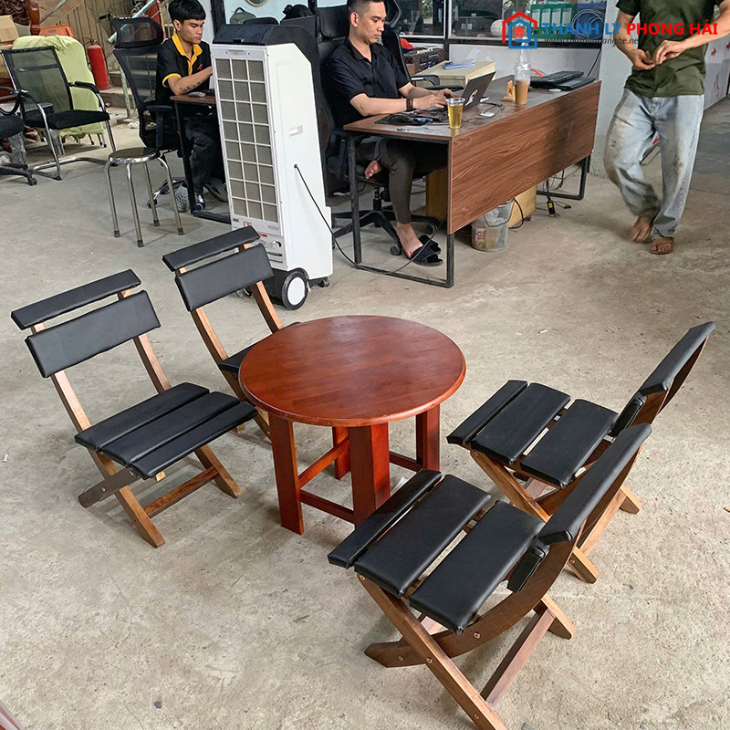 Thanh Lý Bộ Bàn Ghế Cafe Gỗ Gấp Gọn Mới 99% ban-ghe-quan-cafe-3 Thanh Lý Bộ Bàn Ghế Cafe Gỗ Gấp Gọn Mới 99%