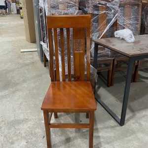 Thanh Lý Ghế Ăn Gỗ Lưng Nan Chạm Hoa Văn Mới 99%