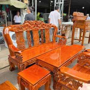 Thanh Lý Bộ Salon Gỗ Tay 12 Chạm Rồng Mới 99% 2 Thanh Lý Bộ Salon Gỗ Tay 12 Chạm Rồng Mới 99% 3
